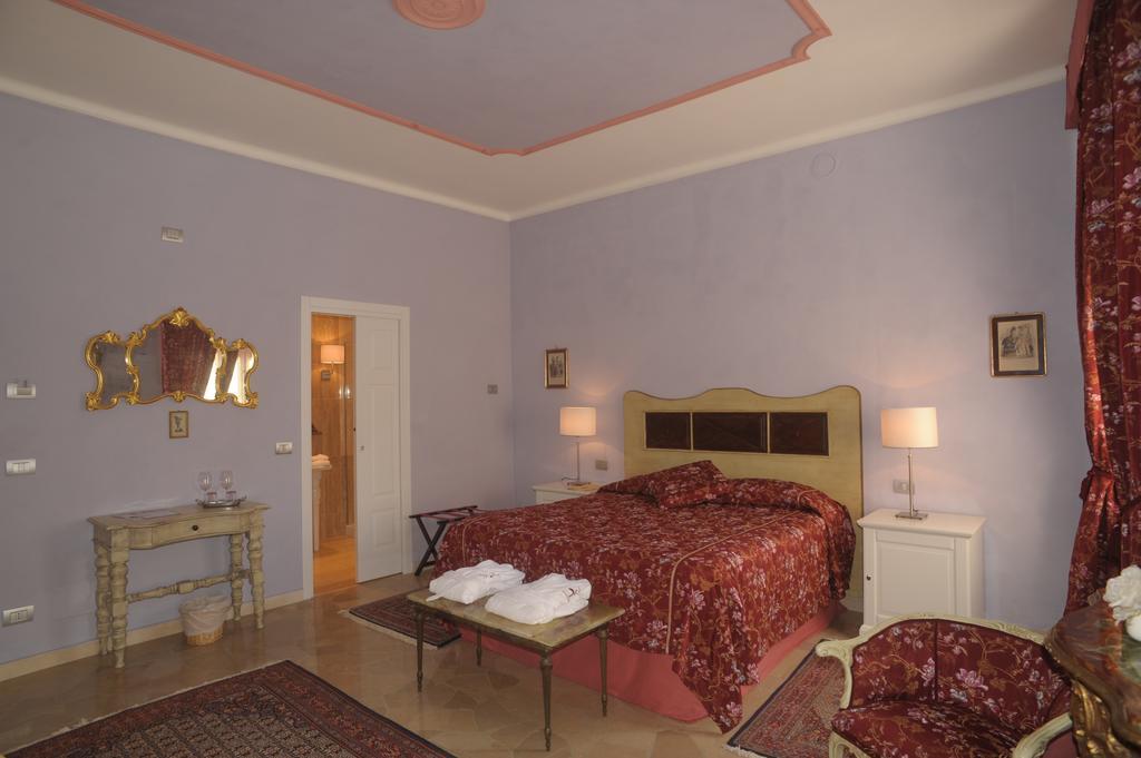 Relais Al Bel San Domenico Bed & Breakfast Alba  Room photo