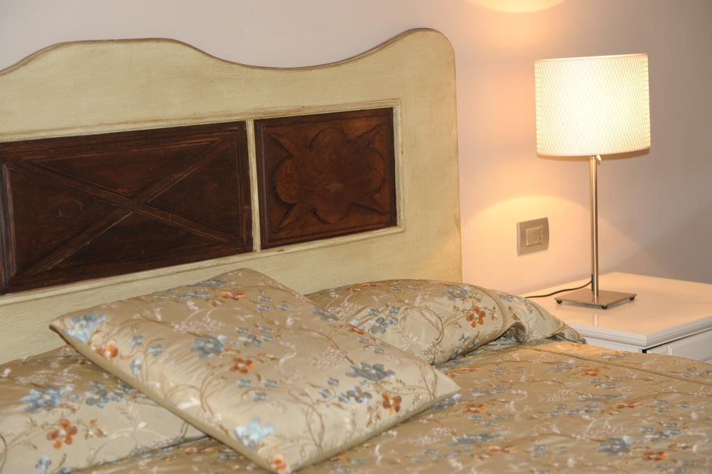 Relais Al Bel San Domenico Bed & Breakfast Alba  Room photo